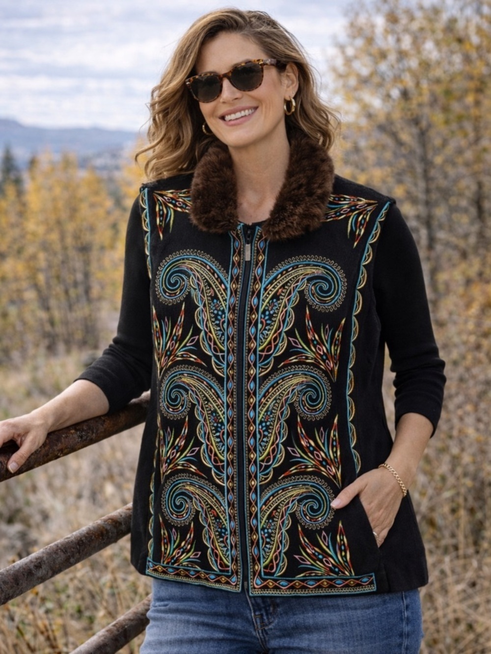Bob Mackie Wearable Art Embroidered Fleece Vest Faux Fur Collar 2X Black Paisley
